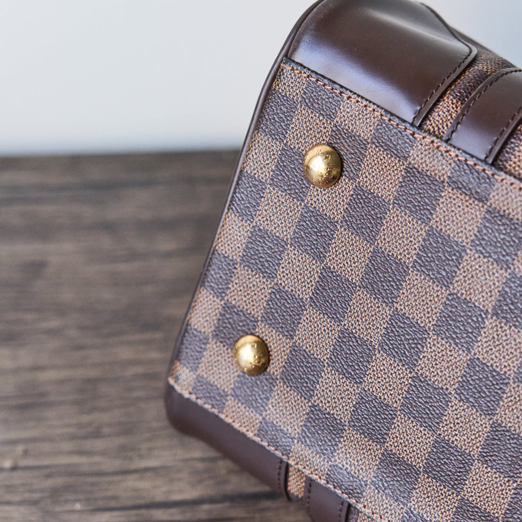Loved Louis Vuitton Berkeley Hand Bag Damier