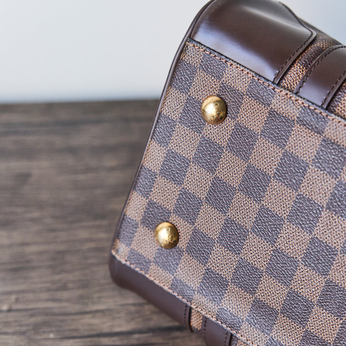 Loved Louis Vuitton Berkeley Hand Bag Damier