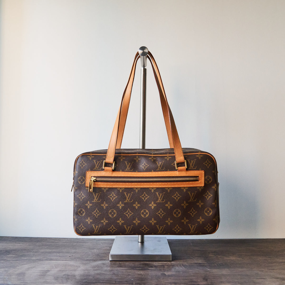 Louis Vuitton Monogram Cité GM Shoulder Bag