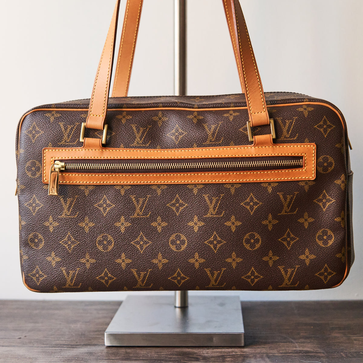 Louis Vuitton Monogram Cité GM Shoulder Bag